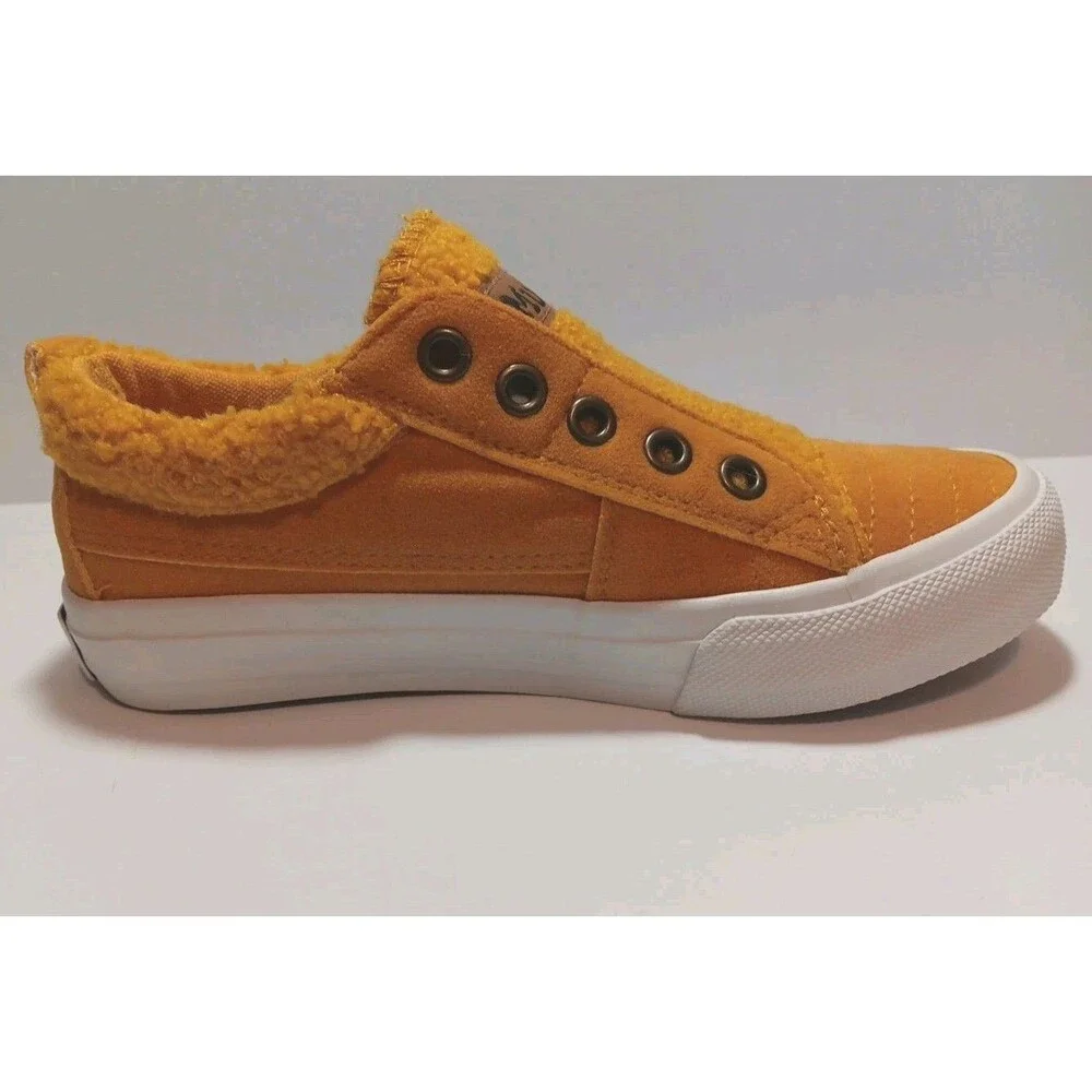 Tennis Shoes Size 1 Youth, Unisex Mudd Shoes, Yellow, Slip On